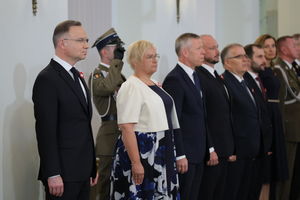 Prezydent Andrzej Duda wręczył Ordery Orła Białego