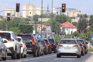 Żółte kamery na olsztyńskim skrzyżowaniu widzą wszystko [ZDJĘCIA]
