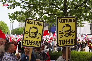 Warszawa: Manifestacja 
