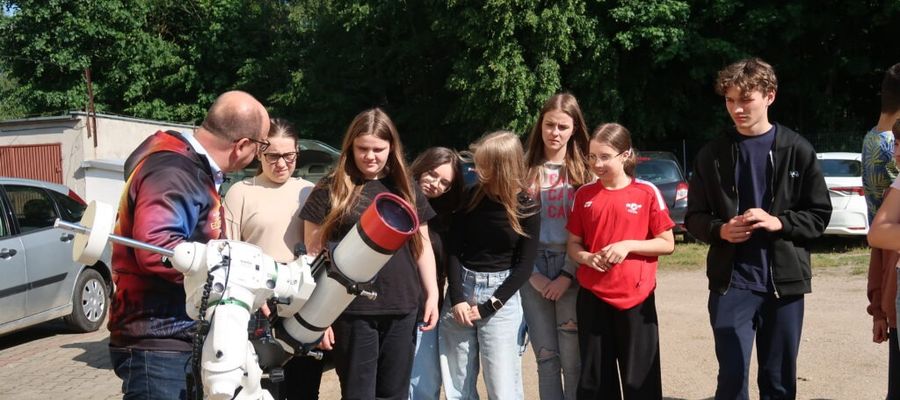 obserwacja Słońca przez teleskopy