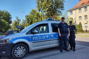 Policjanci pomogli seniorowi, który źle się poczuł