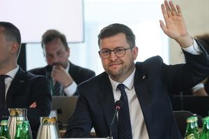 Sejmowa komisją śledcza ds. afery wizowej wyłączyła Andrzeja Śliwkę z dalszych prac. Zdaniem posła to kolejny element walki politycznej