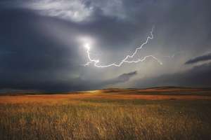 Meteorolodzy zapowiadają w weekend na Dolnym  Śląsku burze i upały