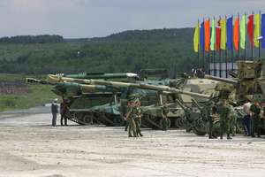 Rosjanie przerzucają wojska z obwodu chersońskiego do charkowskiego