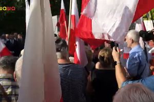 Bohaterowie powrócą do muzeum w Gdańsku. Zobacz warszawski protest! [NASZE WIDEO]