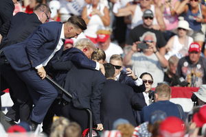 Premier Fico: zamach na Trumpa to scenariusz skopiowany ze Słowacji