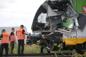 Śledztwo w sprawie zderzenia ciężarówki z pociągiem w Ołtarzewie 