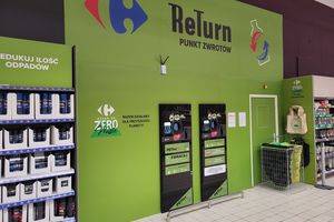 Pilotaż systemu kaucyjnego ruszył w sklepach Carrefour w Warszawie