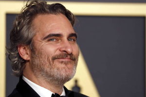 Joaquin Phoenix rezygnuje z projektu: chaos i kontrowersje w Hollywood