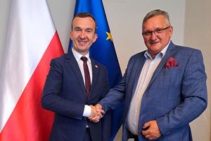 Sesja sejmiku województwa. Ślubowanie złożył Zbigniew Domżalski radny z Nowego Miasta Lubawskiego