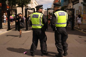  Trzy osoby ugodzone nożem. 90 aresztowanych podczas karnawału w Notting Hill 