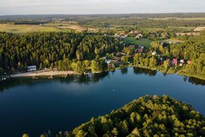 Perła Warmii: Jezioro Limajno. Piękne kąpielisko w Swobodnej! [WIDEO, DRON]