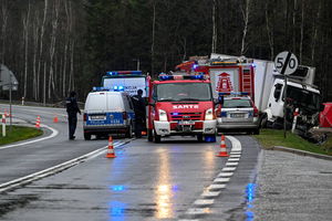 W niedzielę pięć osób zginęło w wypadkach drogowych, jedna osoba utonęła