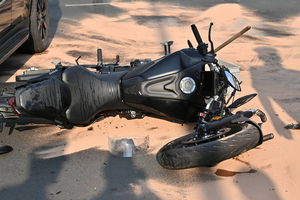  24-letni motocyklista nie żyje. Utrudnienia na autostradzie A1 