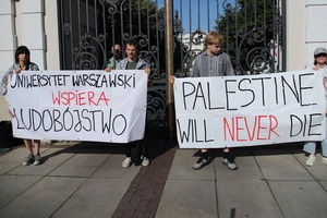  Co się dzieje na największej polskiej uczelni? Między protestujących ws. Palestyny i władze UW wkroczy mediator 