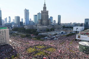 W całym kraju w godzinę „W” uczczono powstańców warszawskich