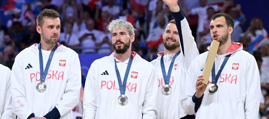  Mateusz Bieniek, Tomasz Fornal, Bartłomiej Bołądź i Norbert Huber, podczas ceremonii dekoracji