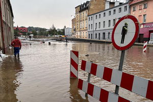 Pomoc dla powodzian -  sprawdź jak złożyć wniosek