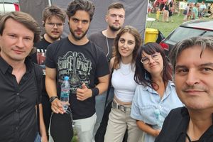 Rock z folkiem? Zarażają nim skutecznie
