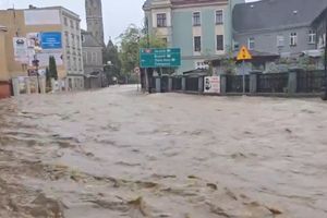  Druga ofiara powodzi w Polsce. Zwłoki mężczyzny w potoku