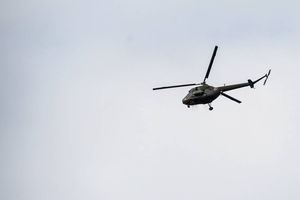 "Ogromna siła, która niszczy budynki". Wysłano śmigłowiec Mi-17