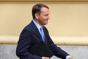 Radosław Sikorski spotkał się z szefem brytyjskiej dyplomacji. O czym rozmawiali?