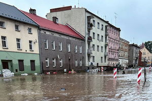 Będzie pomoc dla ofiar powodzi. Minister klimatu podaje szczegóły