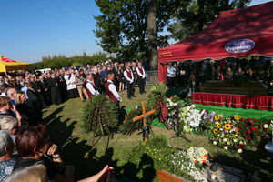 Ostatnie pożegnanie Felicjana Andrzejczaka. Wzruszająca ceremonia z udziałem gwiazd i przyjaciół