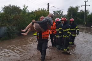 Ulewy w Rumunii. Dwie osoby zginęły