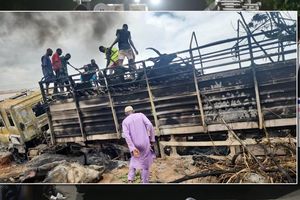 Tragiczna eksplozja w Nigerii. 48 ofiar śmiertelnych po zderzeniu cysterny z ciężarówką