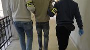 Znalazł cudzy portfel i poszedł na zakupy. Usłyszał 10 zarzutów