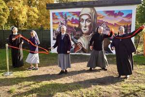 Mural z podobizną błogosławionej Reginy Protmann oficjalnie odsłonięty [ZDJĘCIA]