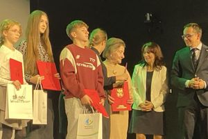 [ZDJĘCIA] Uczniowie wyróżnieni na konkursach z okazji Dni Rodziny