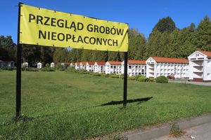 Wszystkich Świętych już niedługo. Warto sprawdzić, czy płatności na olsztyńskich cmentarzach zostały uregulowane [ZDJĘCIA]