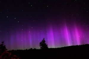  Ekspertka: przed nami bardzo silna burza geomagnetyczna. Możemy spodziewać się zorzy? 