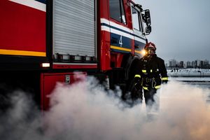 Straż pożarna chce obowiązkowych czujników dymu w mieszkaniach. Strażacy z Warmii i Mazur popierają ten pomysł 