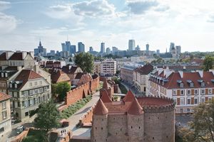 Warszawa na szczycie polskich miast