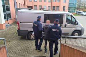 Braniewo: Zdesperowana kobieta zgłosiła się na policję. Jej mąż znęcał się nad nią psychicznie i fizycznie