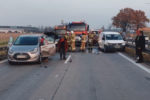 Ogromny karambol pod Bolesławcem. Jest ofiara śmiertelna!