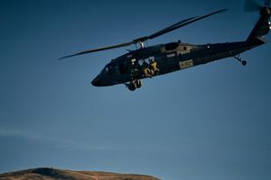 Nadleciał Black Hawk. Podkarpackie służby w pełnej gotowości. 