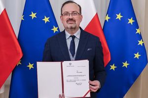 Wojewoda dolnośląski odwołany. W tle sprawa powodzi i konflikt