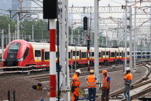 Ważne zmiany w rozkładzie jazdy pociągów w Warszawie.  PKP wprowadza piątą korektę 