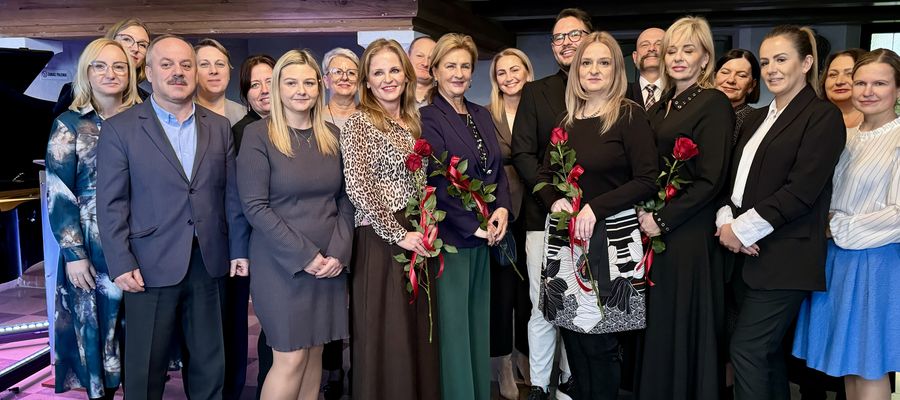 W tym roku prezydent Elbląga przyznał nagrody dwunastu pracownikom socjalnym