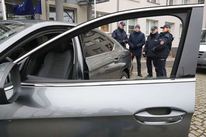 Nowe, nieoznakowane radiowozy trafią w ręce olsztyńskich policjantów. Jak będą wyglądać? [ZDJĘCIA]