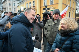 Nawrocki: władza wykonawcza łamie konstytucyjne obowiązki 