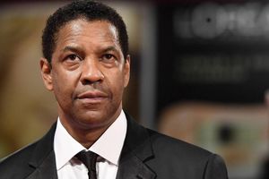 Denzel Washington bierze chrzest i zostaje duchownym