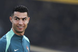 Cristiano Ronaldo na audiencji u świętego Mikołaja. Przekazał listę z prezentami