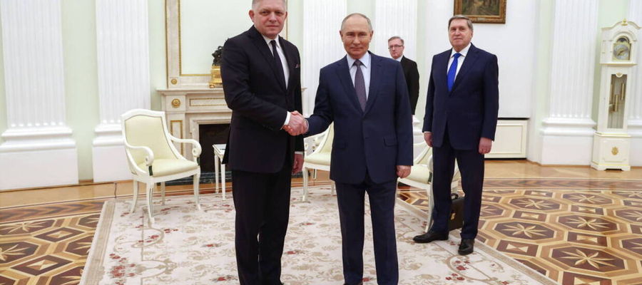 Robert Fico, Władimir Putin. 