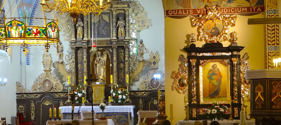 Wyposażenie kościoła w Radomnie doczekało się konserwacji i jest wyjątkowo bogate