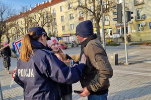  Policjanci dbają o bezpieczeństwo podczas 33. Finału WOŚP